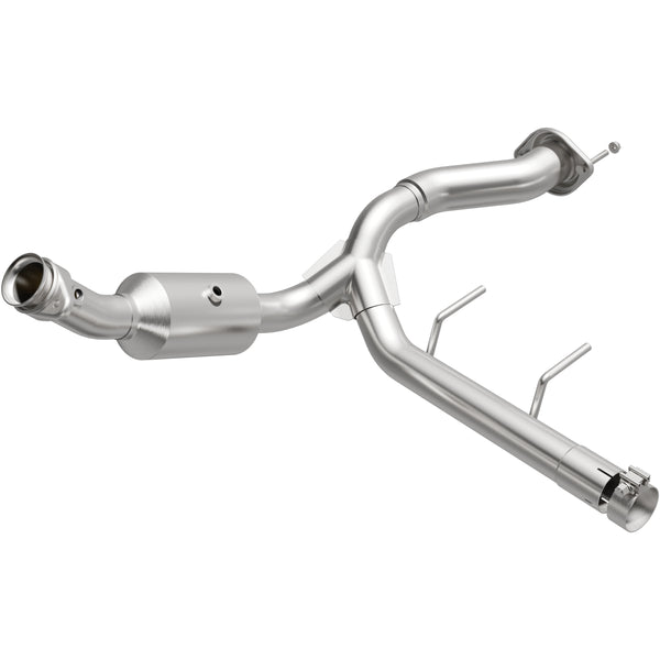 MagnaFlow 2021-2024 Ford F-150 5.0L OEM Grade Federal / EPA Compliant Direct-Fit Catalytic Converter 280275