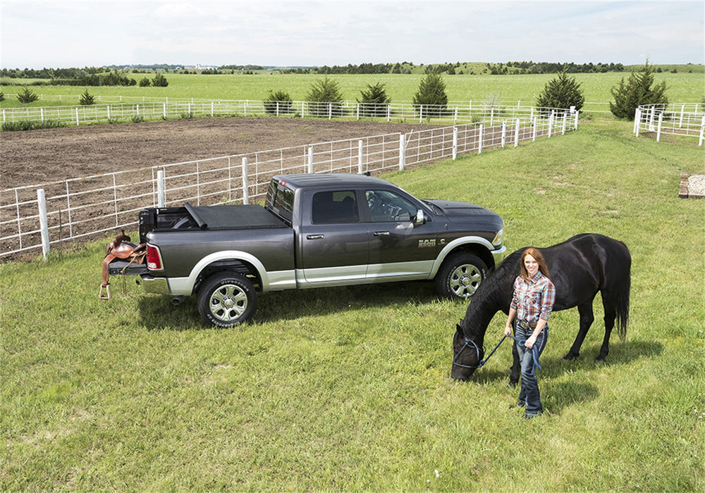 TruXport Tonneau Cover-Black-2001-2004 Chevy S10/GMC Sonoma Crew Cab 4ft. 7in. Bed