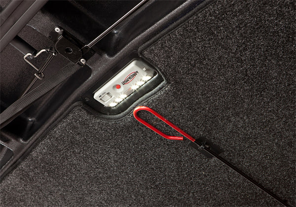 UnderCover Elite LX 2020-2023 Chevy Silverado 2500 HD/3500 HD 6ft. 10in. Bed GPJ/WA434B-Glory Red