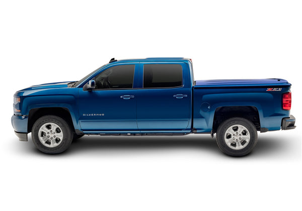 UnderCover LUX 2007-2013 Chevrolet Silverado 5ft. 9in. Bed Crew Cab GGZ(WA726S)-Sheer Silver