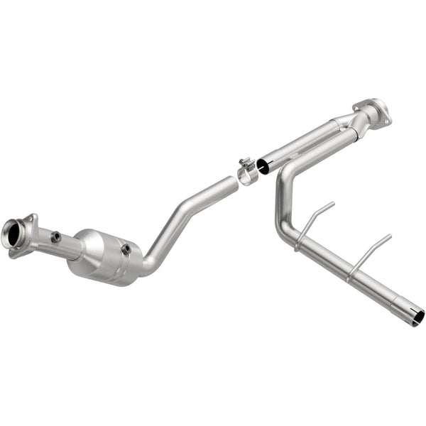 MagnaFlow 2011-2014 Ford F-150 3.7L OEM Grade Federal / EPA Compliant Direct-Fit Catalytic Converter 52156