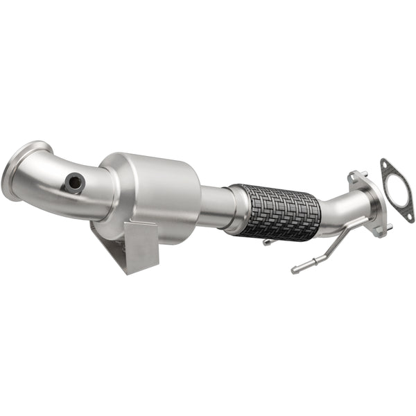 MagnaFlow 2013-2018 Ford Focus 2.0L OEM Grade Federal / EPA Compliant Direct-Fit Catalytic Converter 51633
