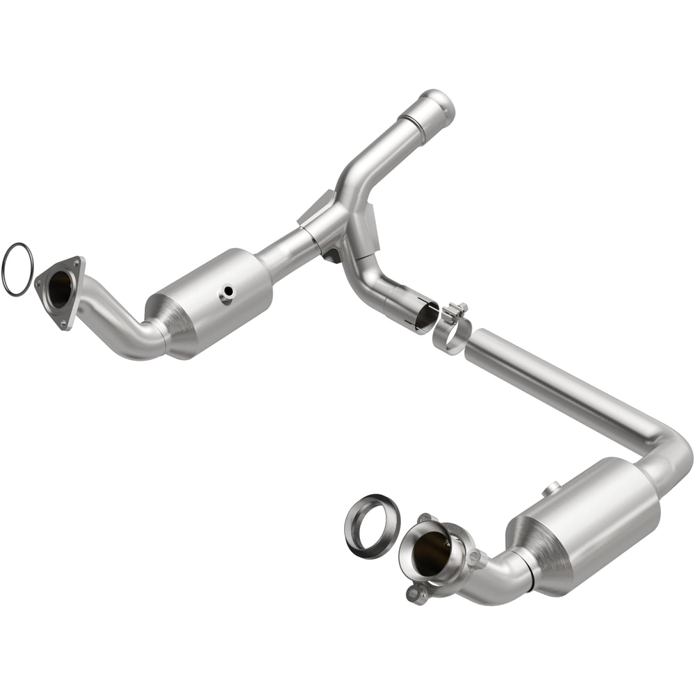 MagnaFlow OEM Grade Federal / EPA Compliant Direct-Fit Catalytic Converter 280656