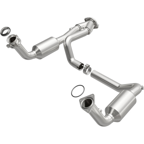 MagnaFlow OEM Grade Federal / EPA Compliant Direct-Fit Catalytic Converter 51097