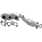 Magnaflow 5531446 - Catalytic Converter with Integrated Exhaust Manifold
