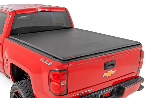 Rough Country - Soft Roll Up Bed Cover - 5'9" Bed - Chevy/GMC 1500 (14-18 & Classic)