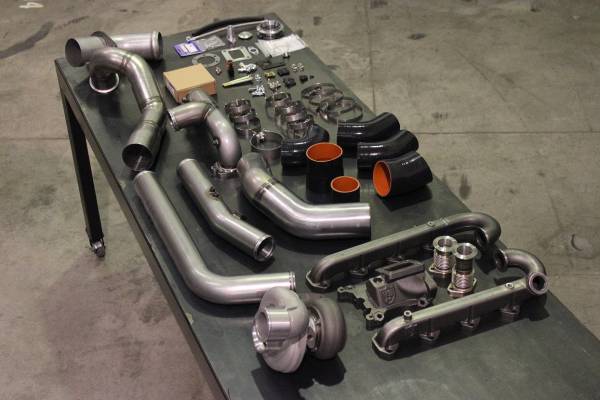 H&S Motorsports - H & S 11-16 Ford 6.7L Turbo Kit W/O Turbo (Divided) - Textured Black Powdercoat Pipe Finish