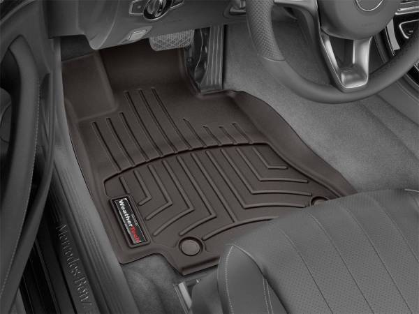 Weathertech - Weathertech FloorLiner™ DigitalFit® Front Over The Hump Fits Vehicles w/Retention Hook On The Drivers/Passenger Side w/Armrest Console Cocoa - 474771