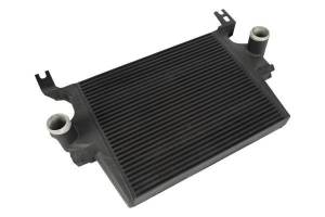 CSF Cooling - Racing & High Performance Division - CSF Cooling - Racing & High Performance Division 03-07 Ford Super Duty 6.0L Turbo Diesel Heavy Duty Intercooler - 7106 - Image 4