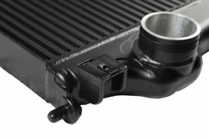 CSF Cooling - Racing & High Performance Division - CSF Cooling - Racing & High Performance Division 99-03 Ford Super Duty 7.3L Turbo Diesel Heavy Duty Intercooler - 7107 - Image 2